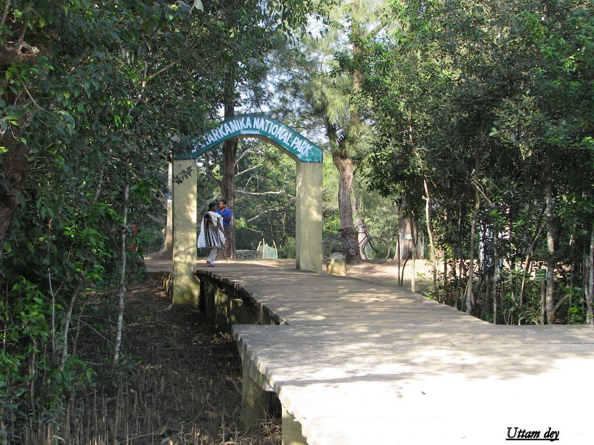 Estuarine Village Resort Sātabhāya 外观 照片