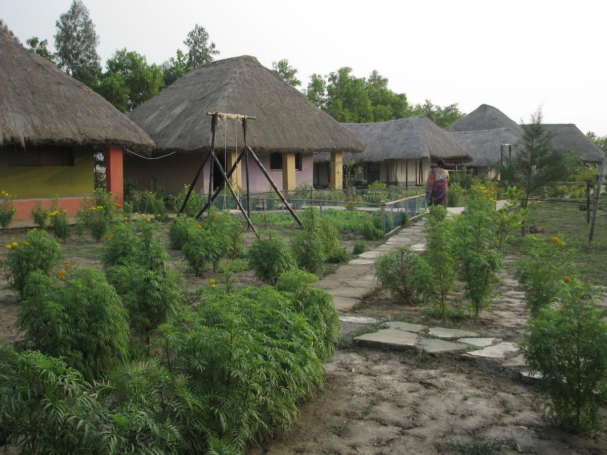 Estuarine Village Resort Sātabhāya 外观 照片